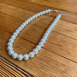 🌿Faux Pearl Necklace